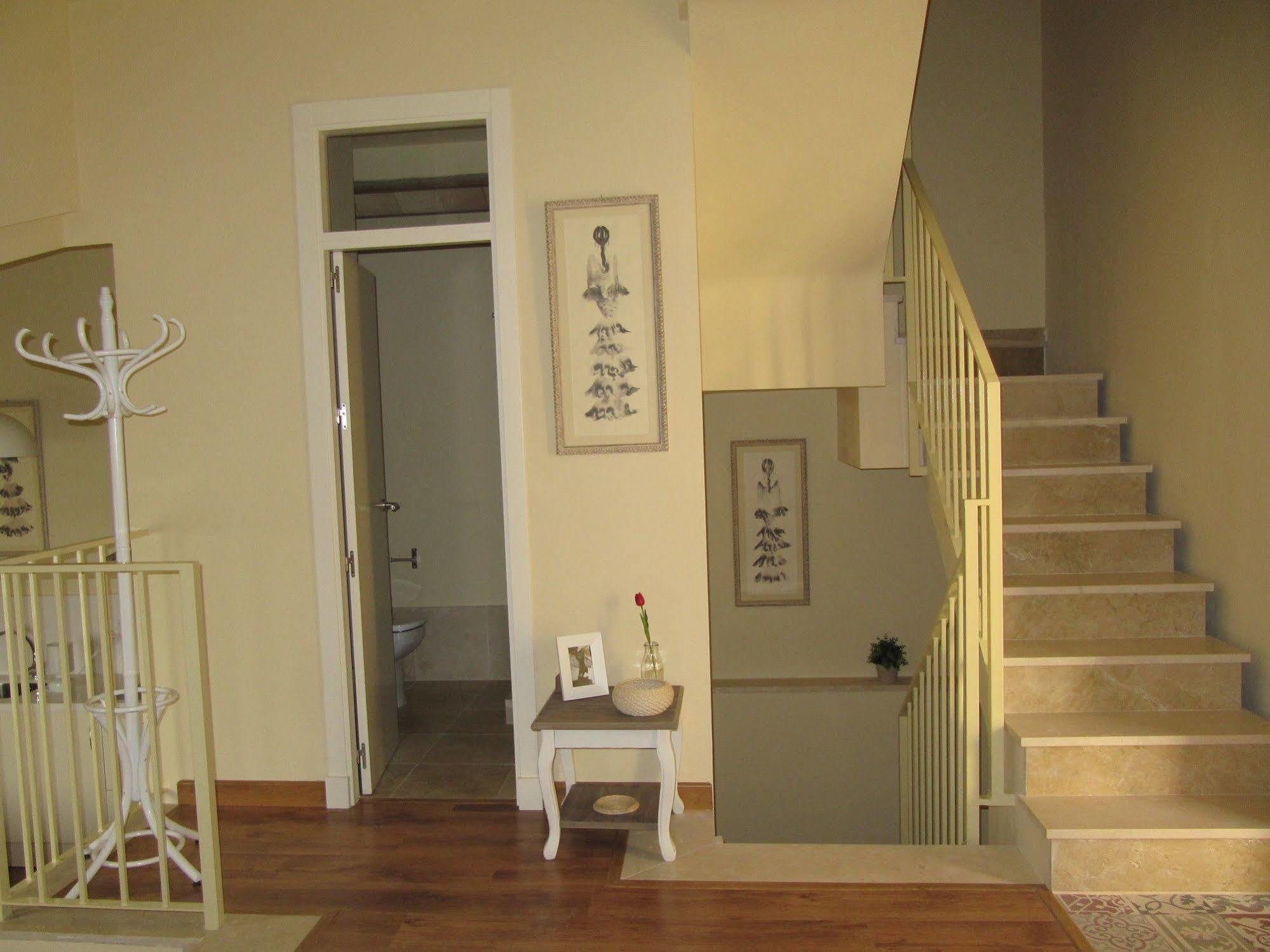 Life Apartments San Vicente Севиля Екстериор снимка