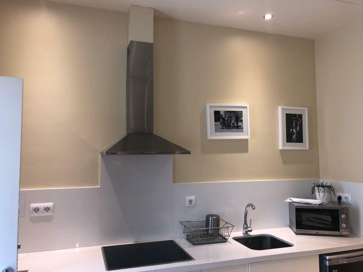 Life Apartments San Vicente Севиля Екстериор снимка