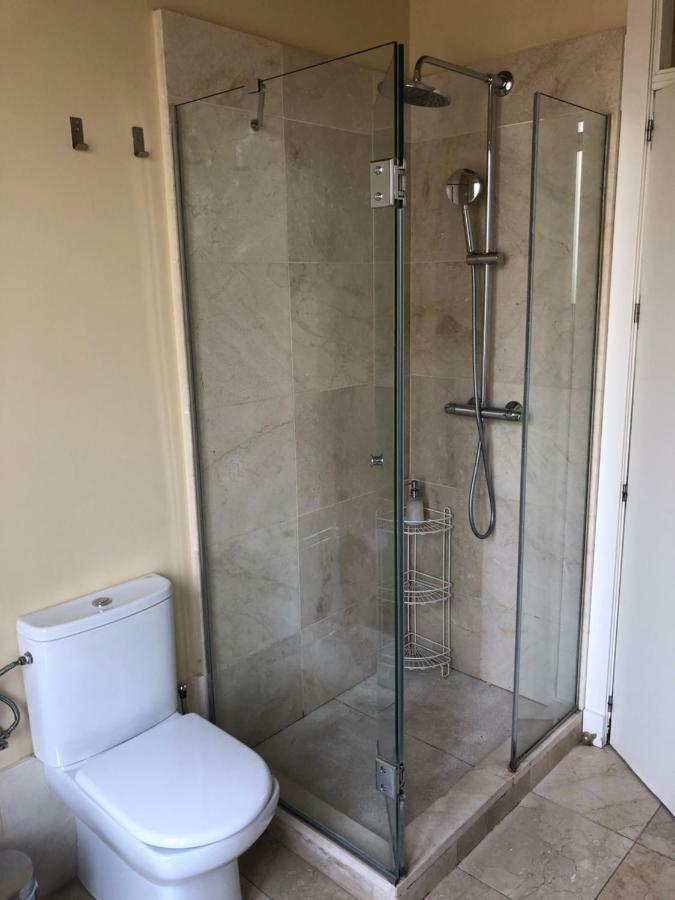 Life Apartments San Vicente Севиля Екстериор снимка