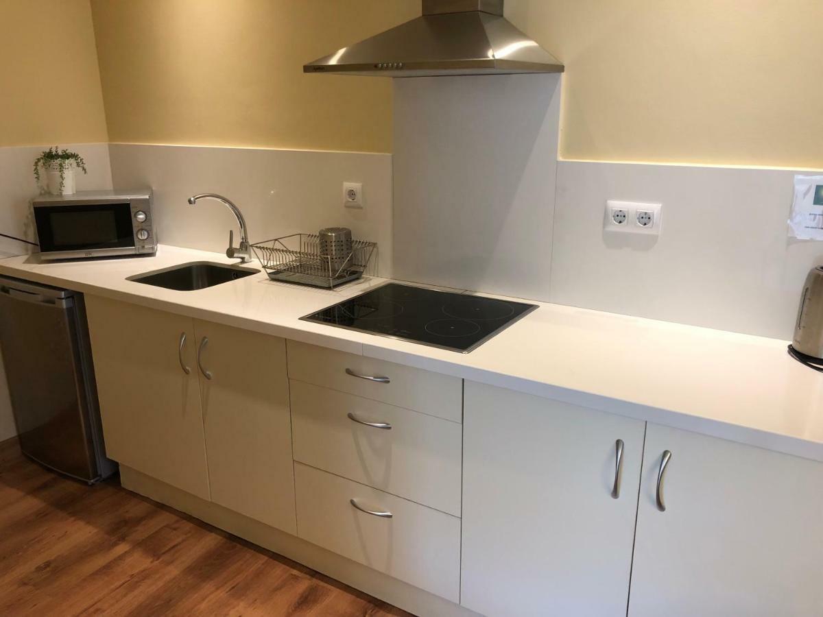 Life Apartments San Vicente Севиля Екстериор снимка
