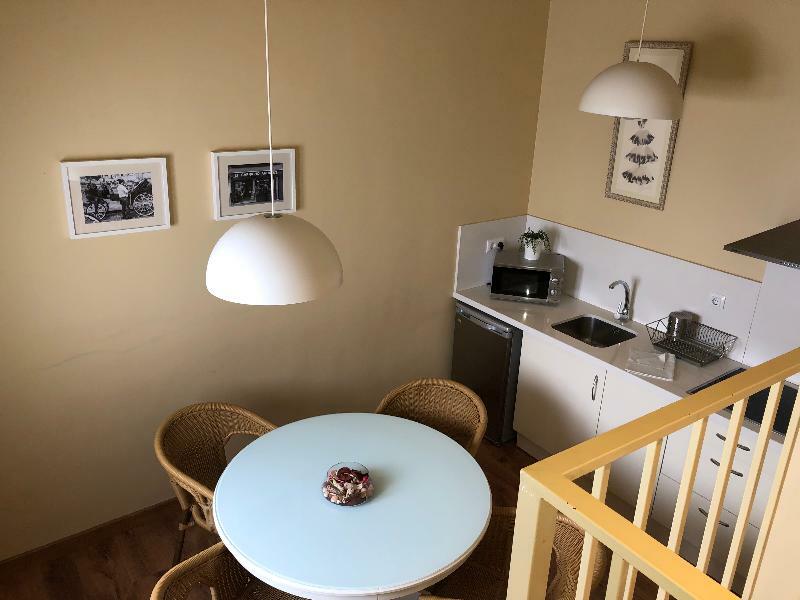 Life Apartments San Vicente Севиля Екстериор снимка